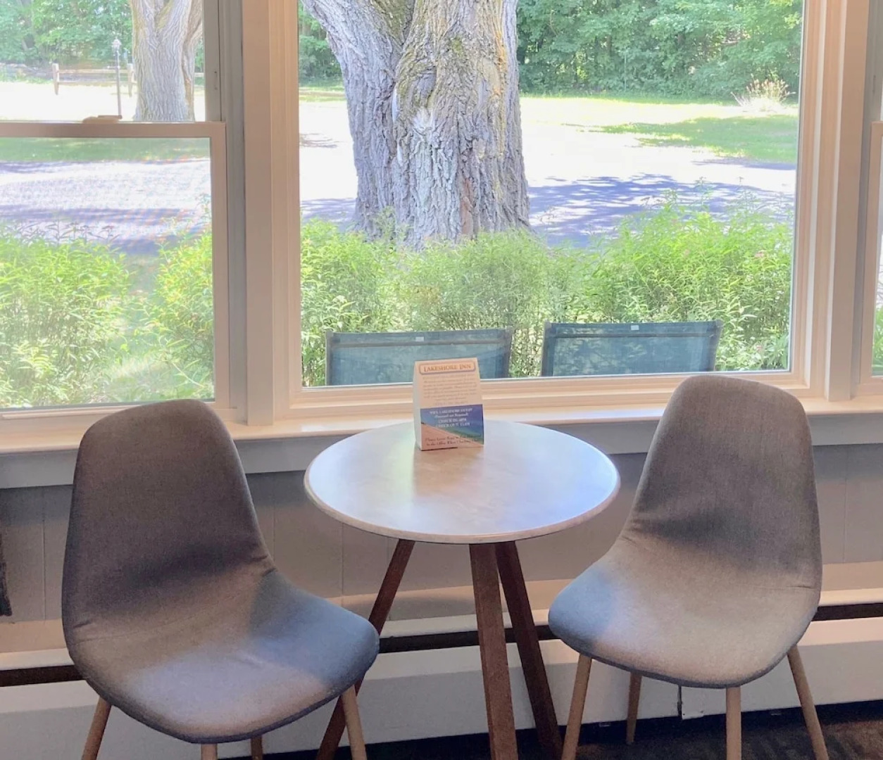 Elk Rapids Lakeshore Inn