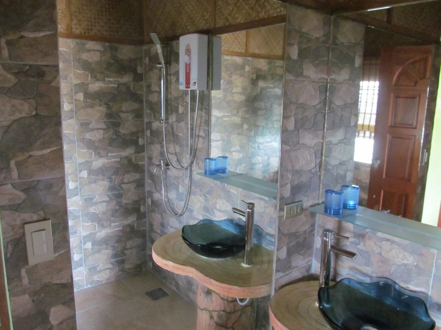 Parrot Paradise Resort