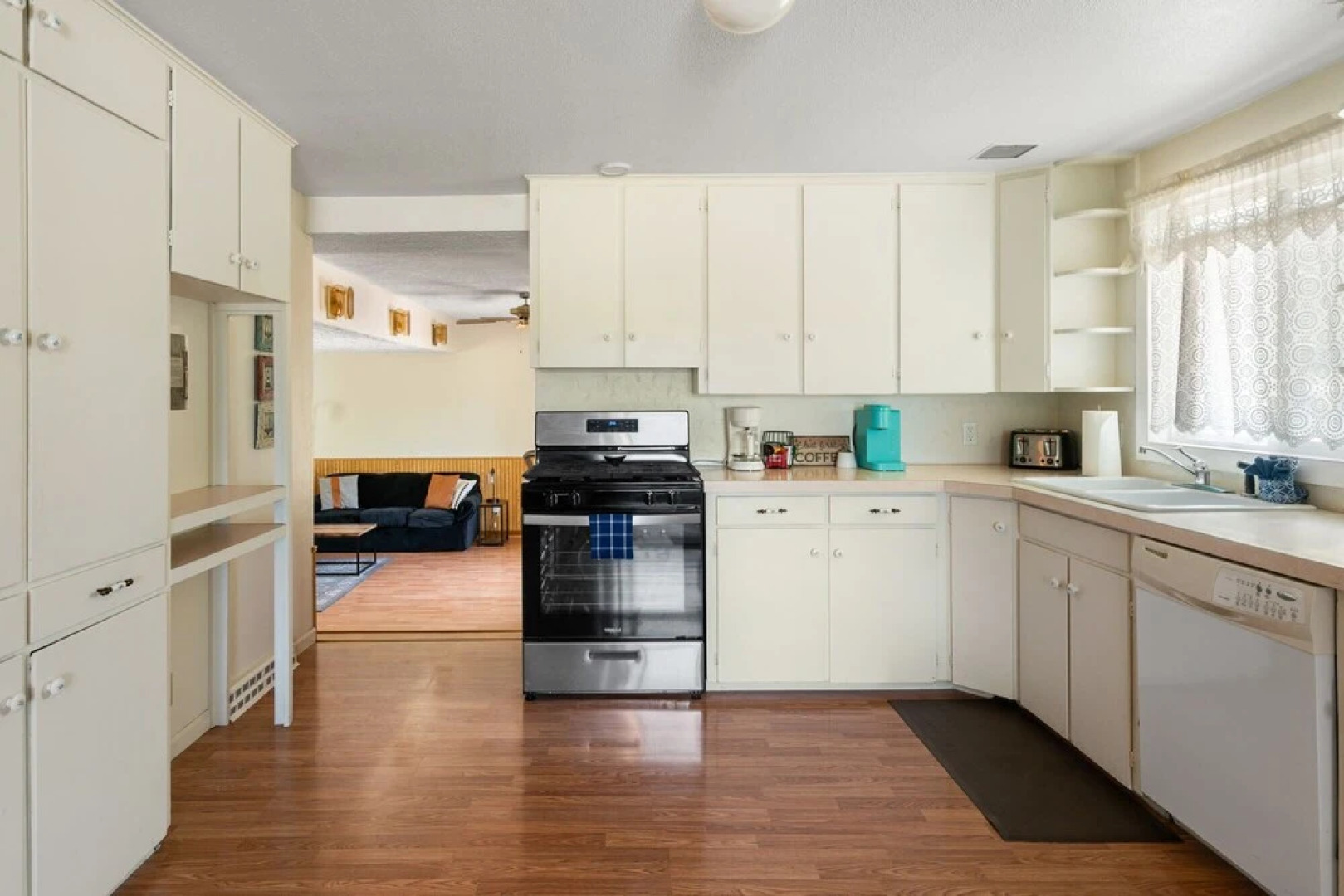 South Arm Retreat 2BDR Lake Charlevoix