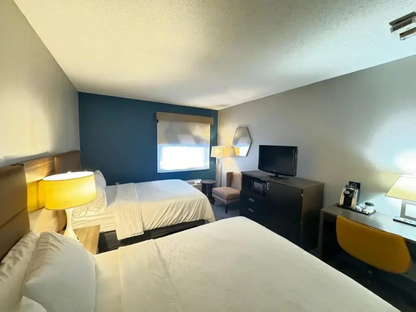 Holiday Inn Express Hotel & Suites St. Paul-Woodbury by IHG