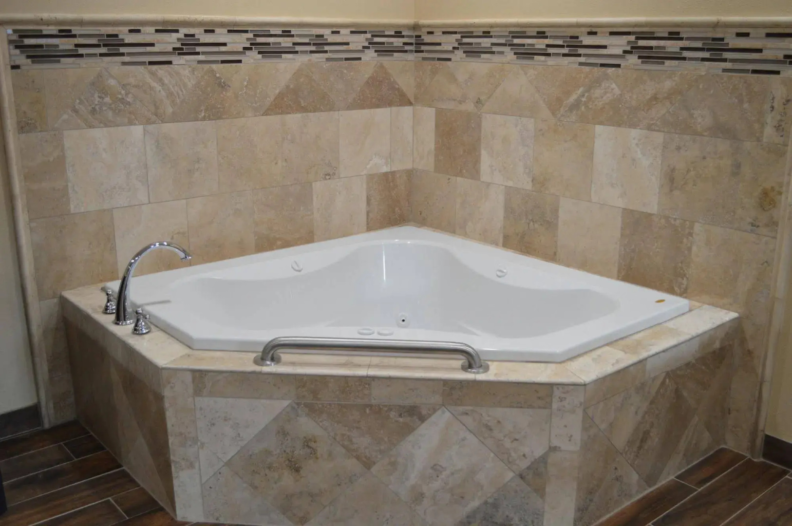 Motel 6 Tustin, CA – Orange County