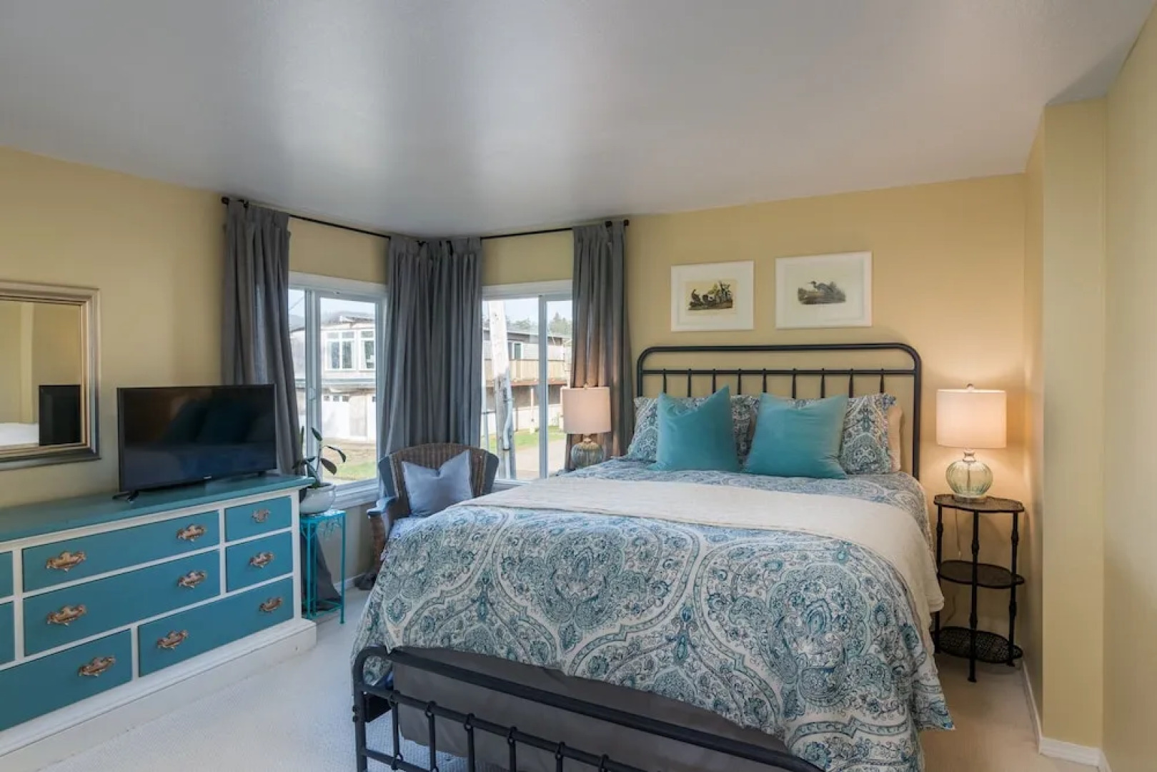 35300 Rueppell Ave Home 2 Bedrooms 2 Bathrooms Home