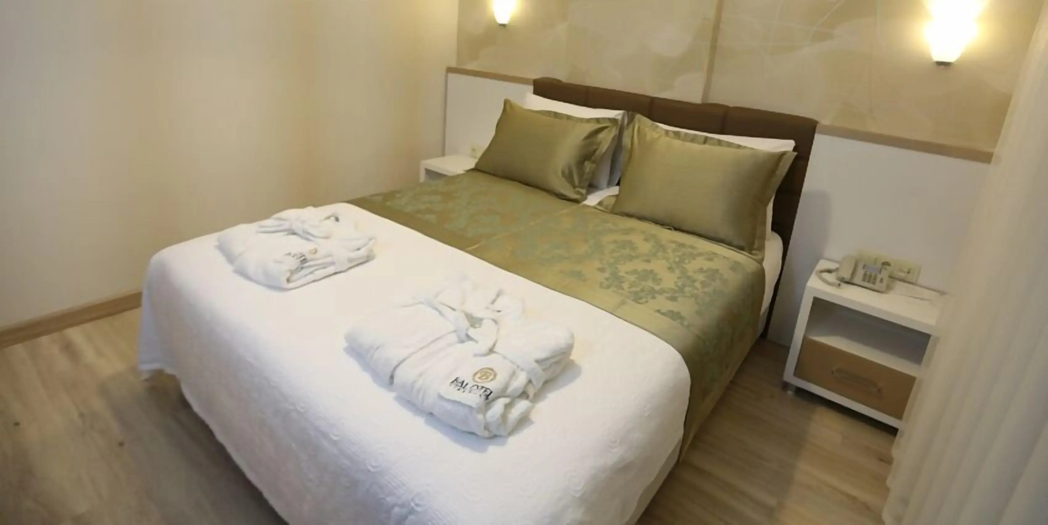 Bal Otel