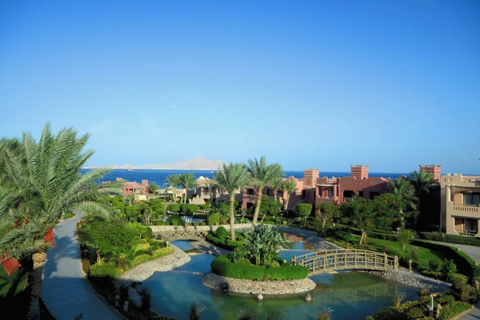 Charmillion Sea Life Resort