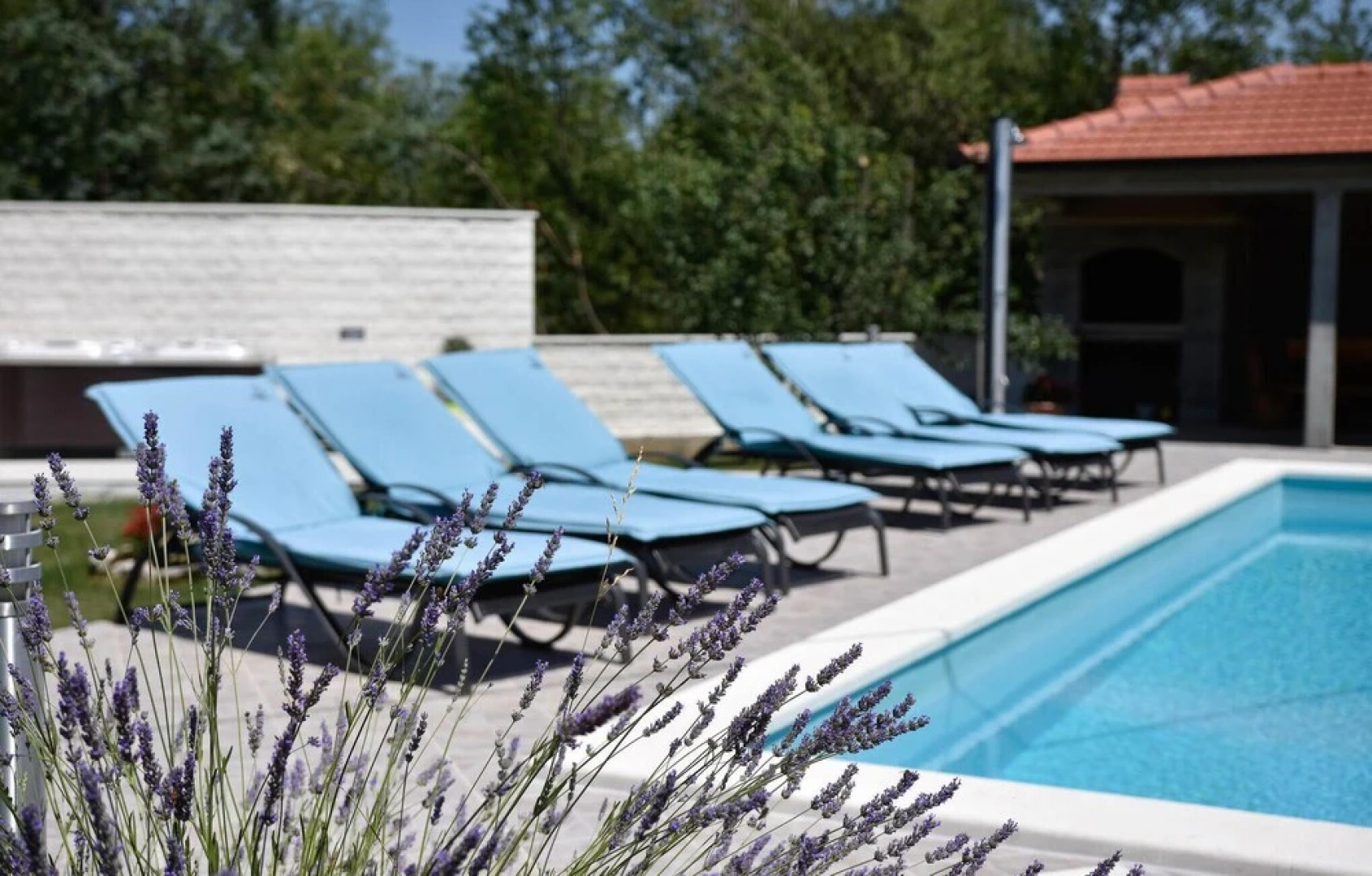 Stunning Home in Dugopolje With Wifi and 4 Bedrooms