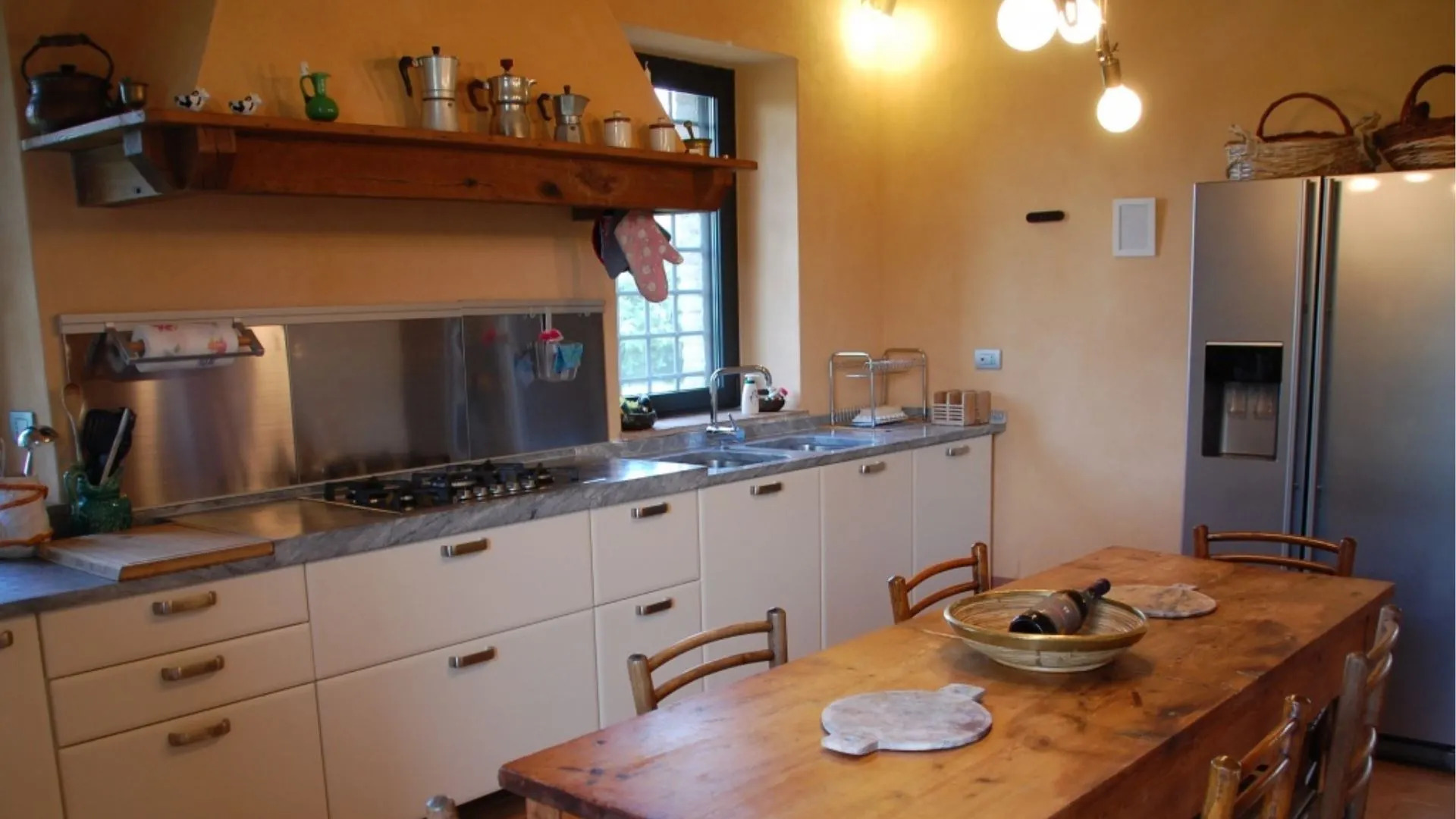 Bagnoletto Splendid Farmhouse in the Open Countryside-bagnoletto