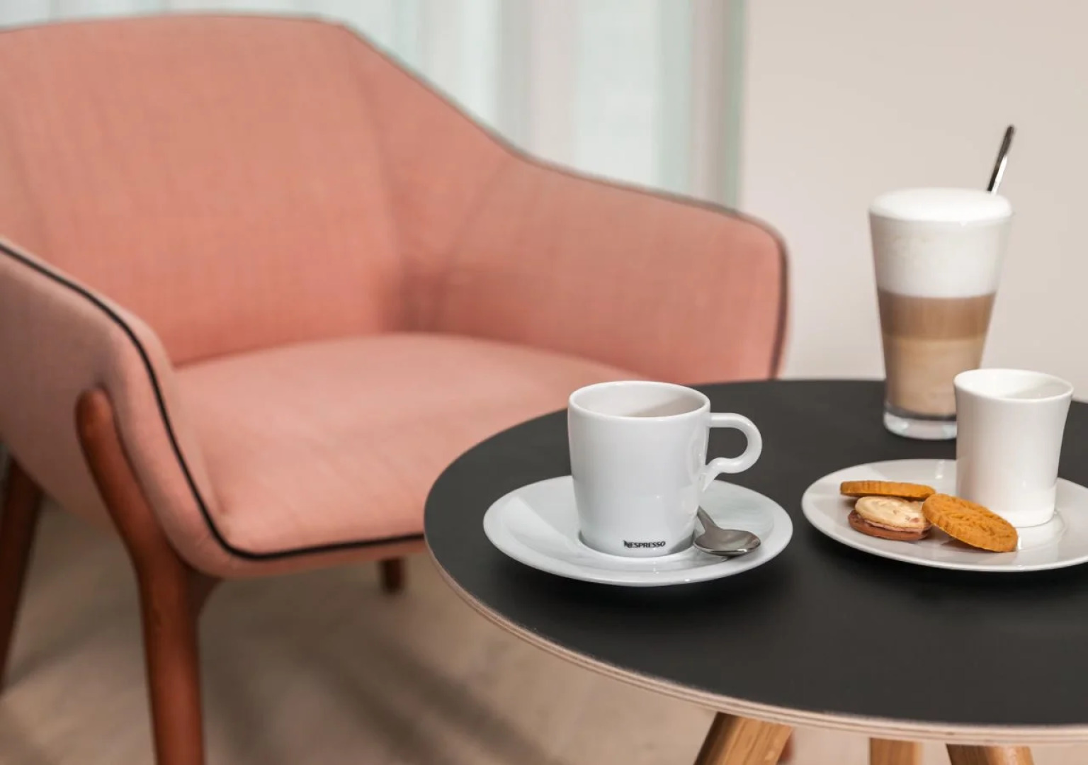 Отель Courtyard by Marriott Amsterdam Arena Atlas