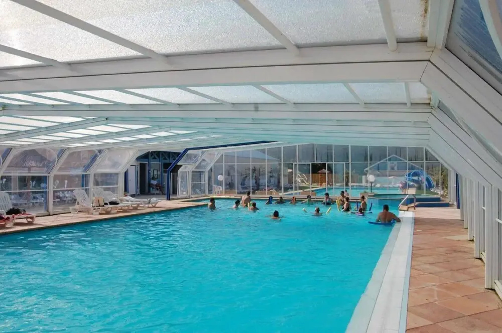 Bungalow With 2 Bedrooms in Mimizan, With Shared Pool and Furnished Terrace - 19 km From the Beach