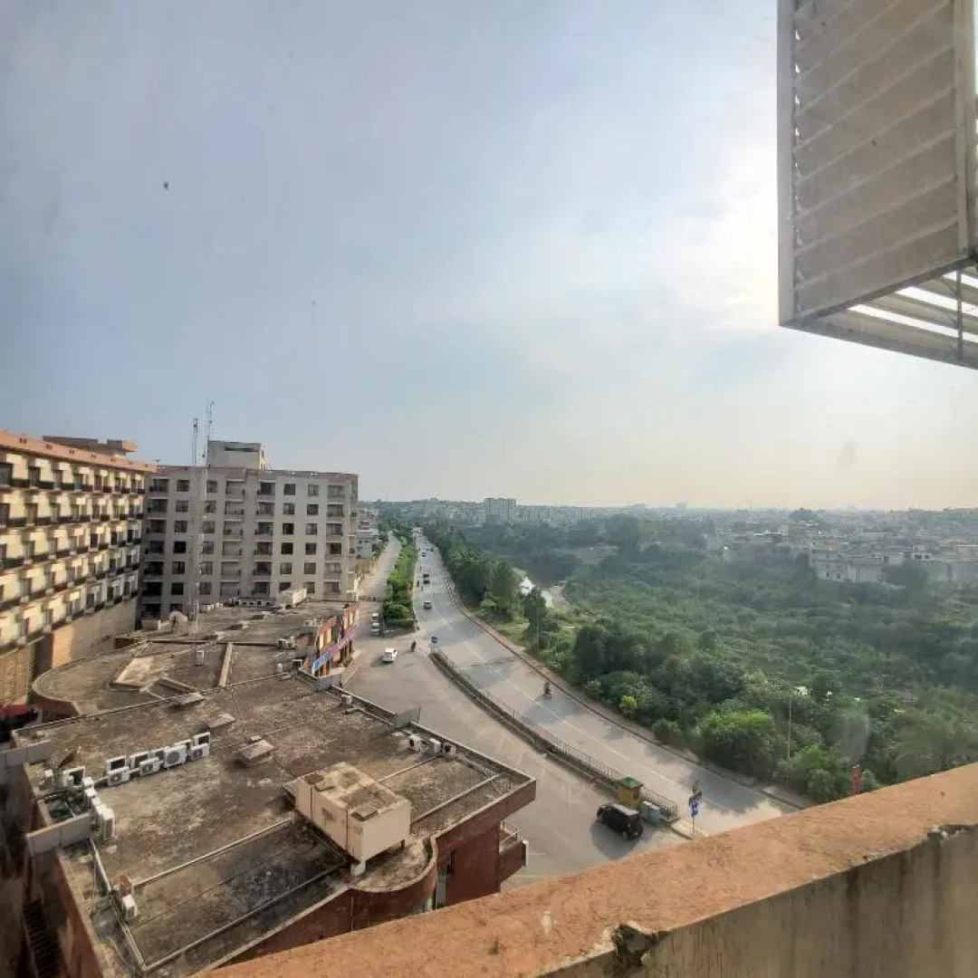 Private and Luxury Stay in Islamabad, Bahria Town