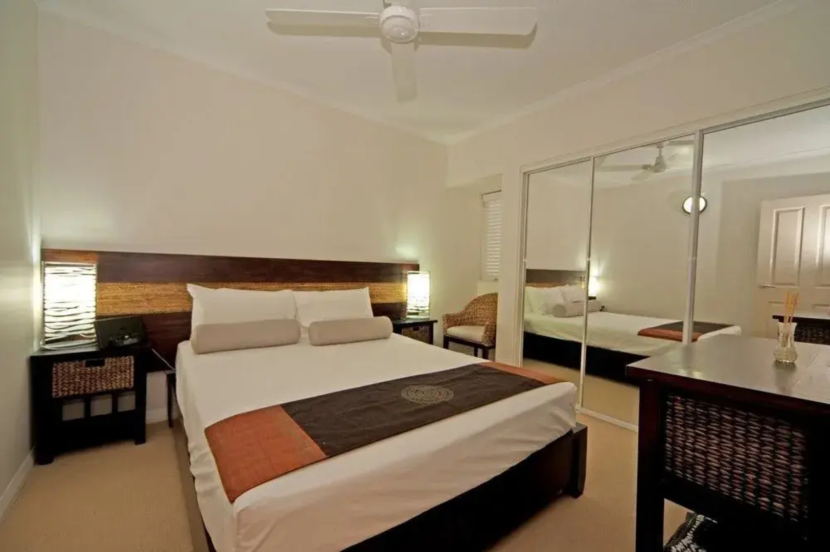 2012 Hermitage Drive Apartment