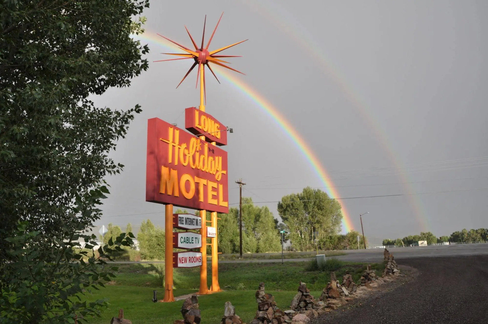 Long Holiday Motel