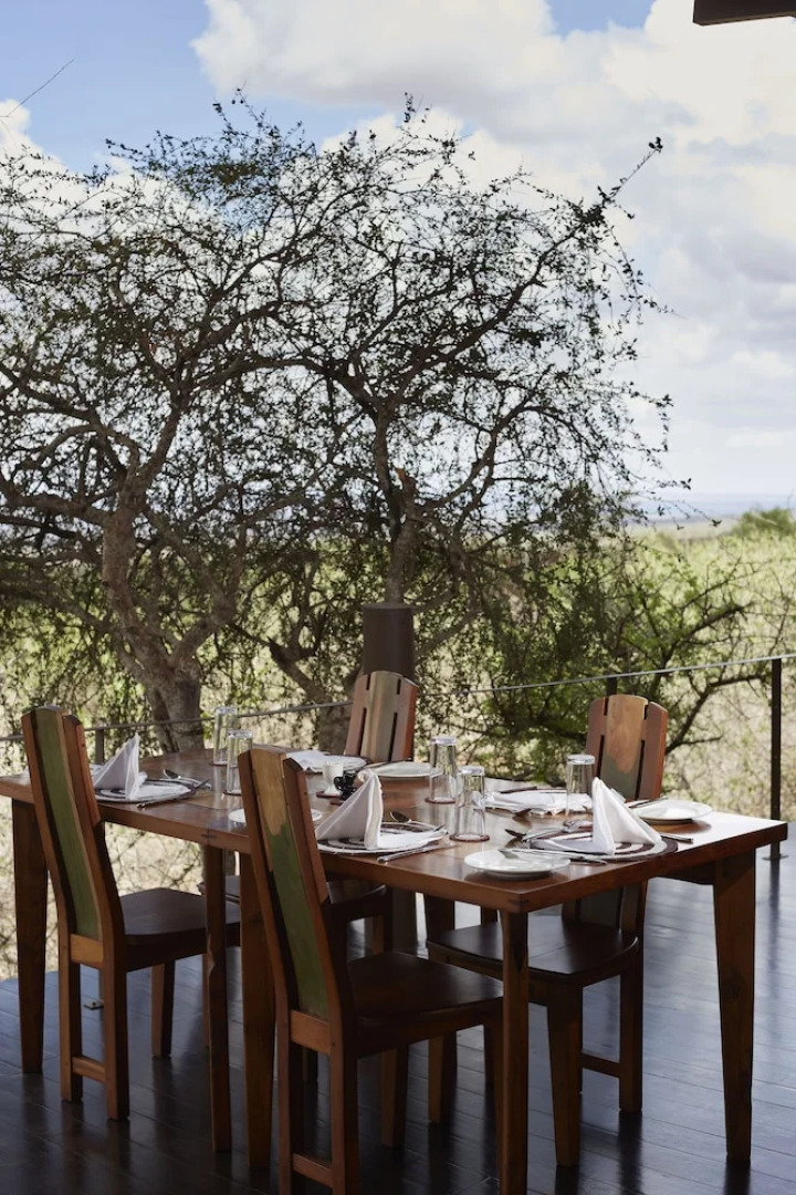 H12 Elephant Gorge Camp