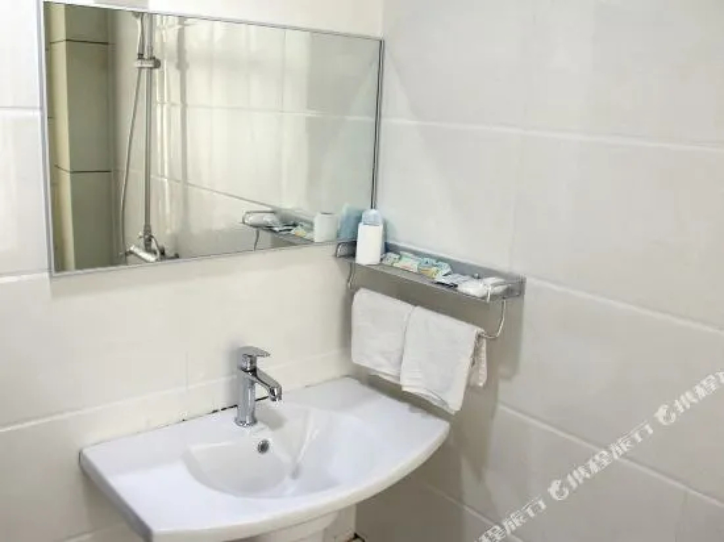 Jining Qinghua Hotel