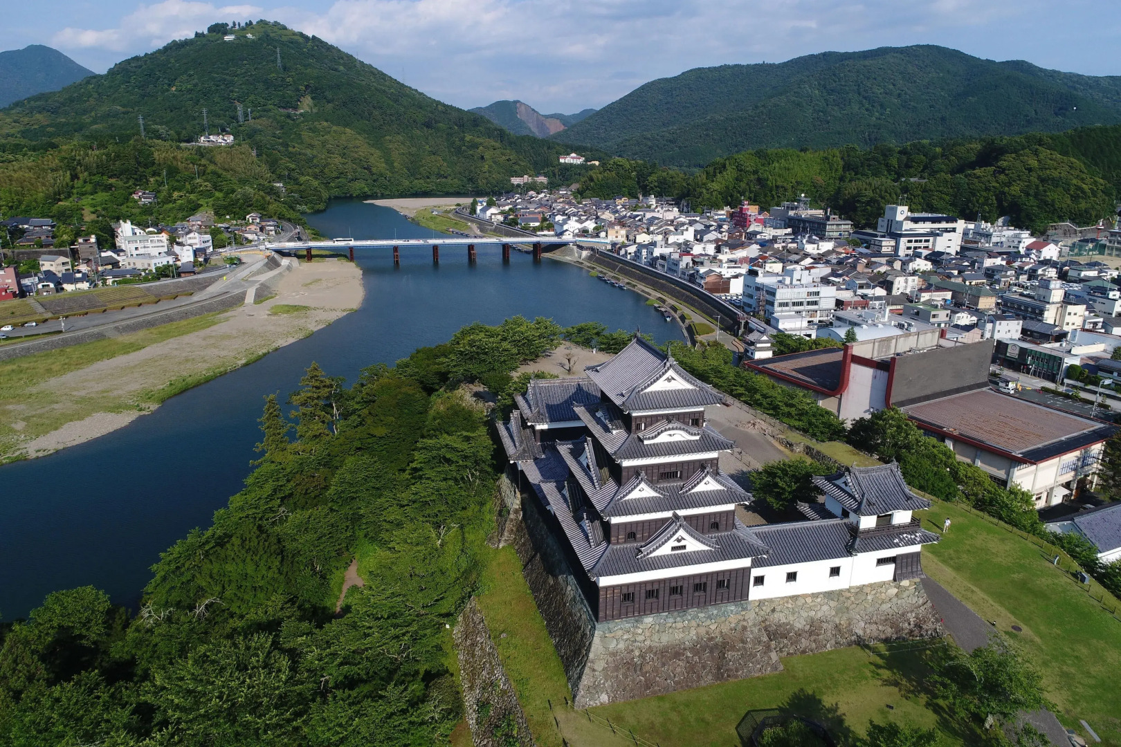 NIPPONIA HOTEL Ozu Castle Town
