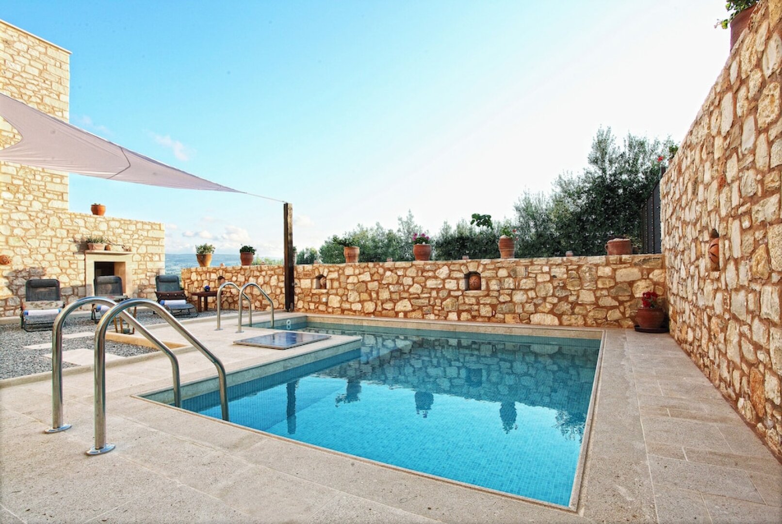 Villa with private pool near the beach