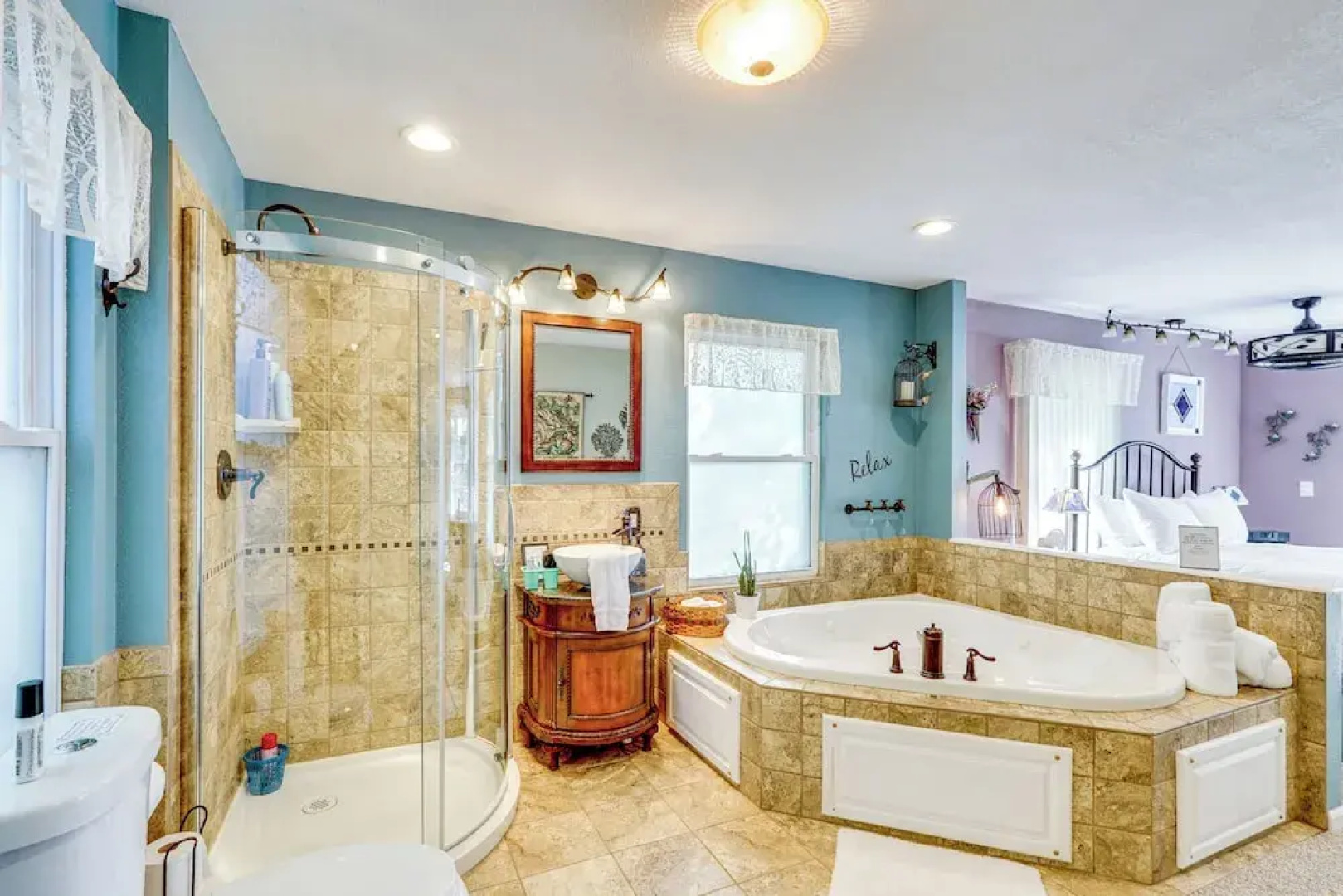 Lakefront & Dog-friendly Gem in Gravois Mills