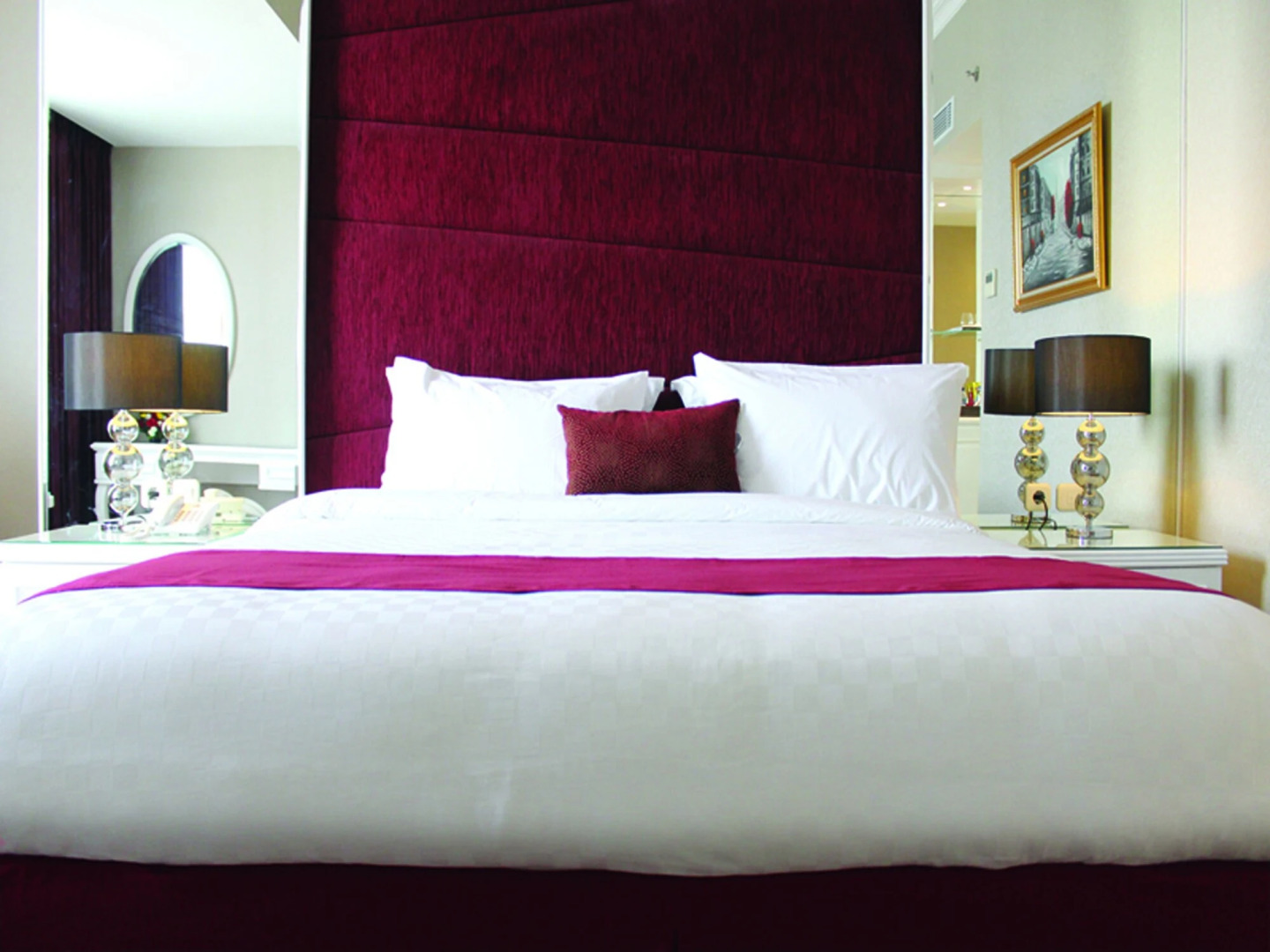 Golden Tulip Legacy Surabaya