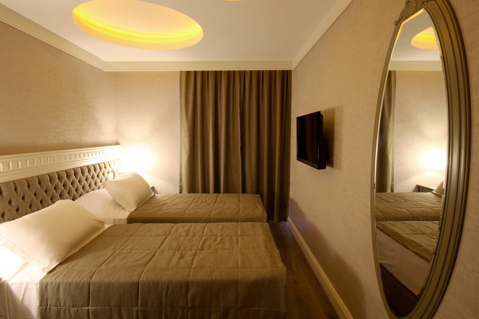 The PINEHILL Hotel & Suites