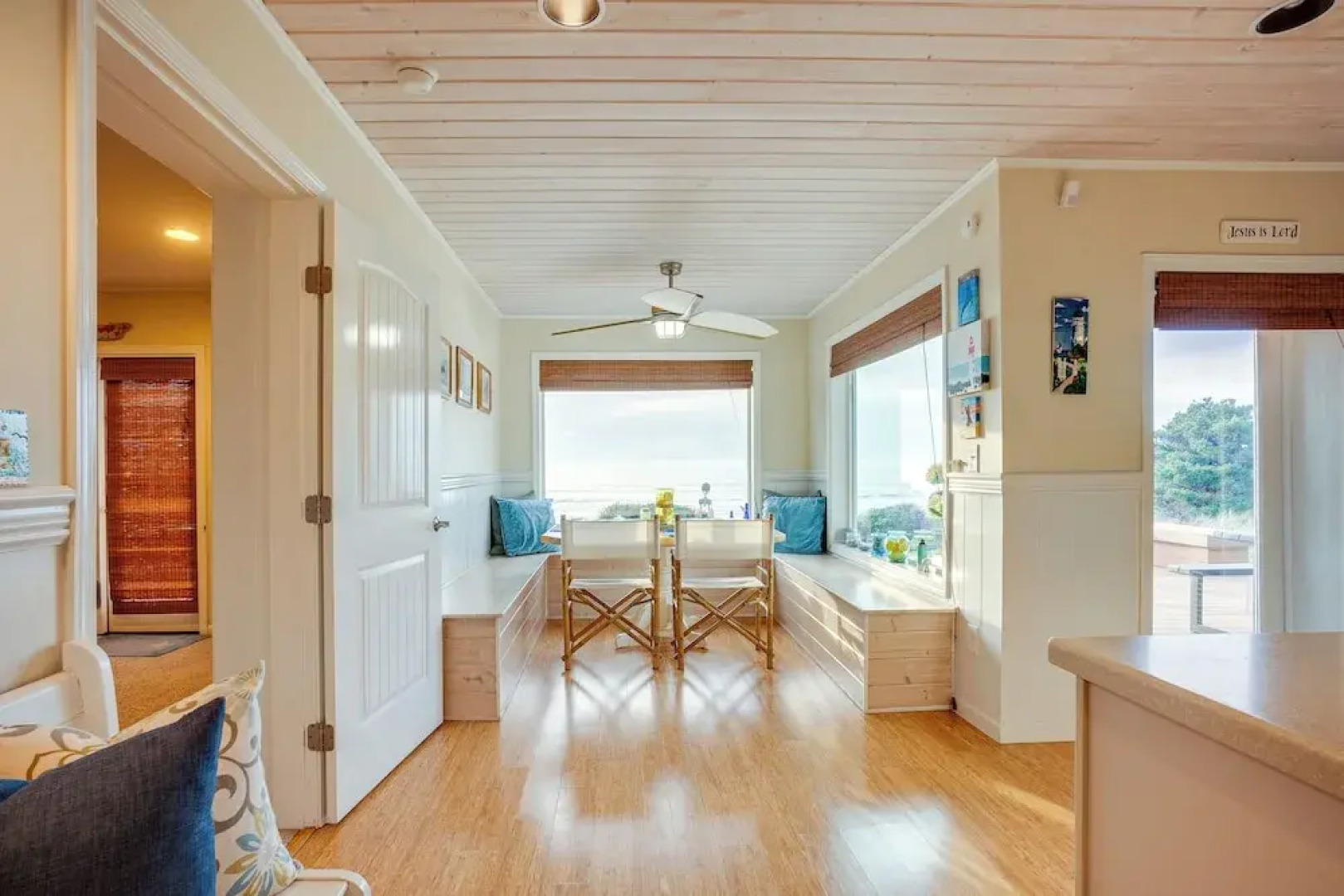 Oceanfront Home in Port Orford: The Lighthouse