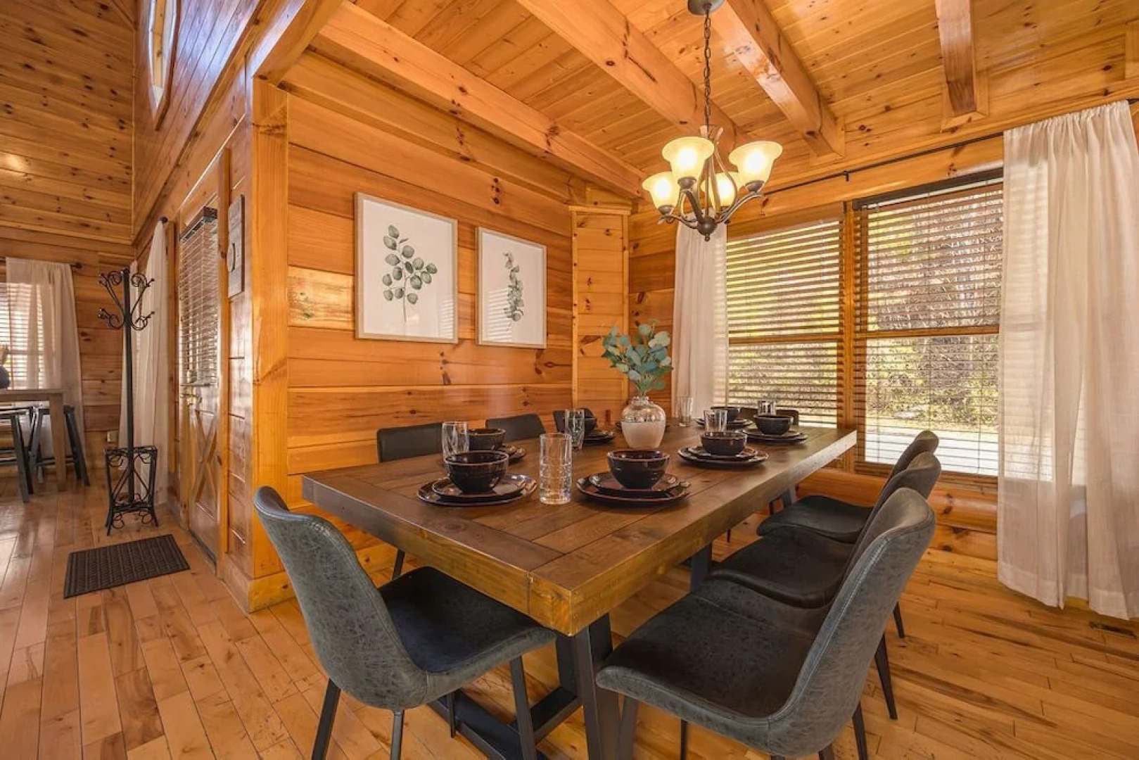 Playhouse Cinema - Four Bedroom Cabin