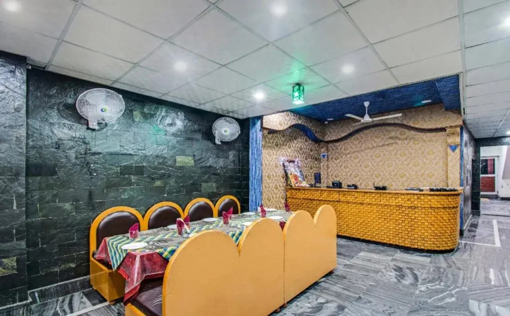 Hotel Ishant And Restaurant By OYO Rooms