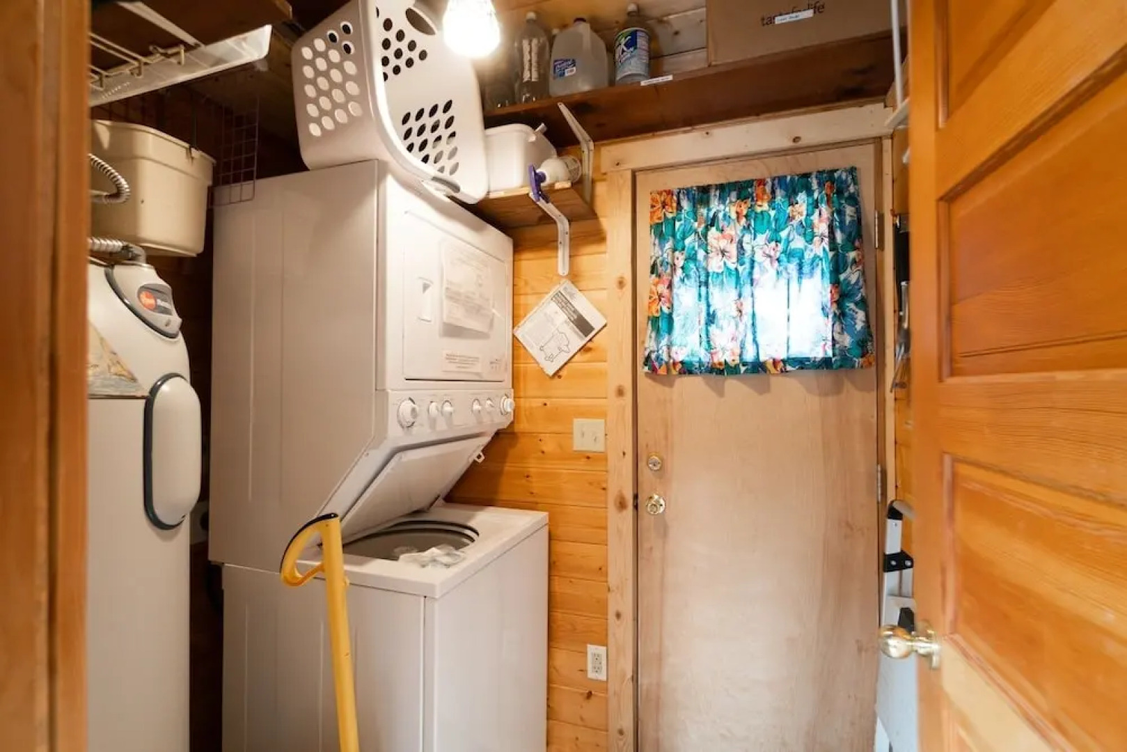 Pine Beach 2 Bedroom Cottage