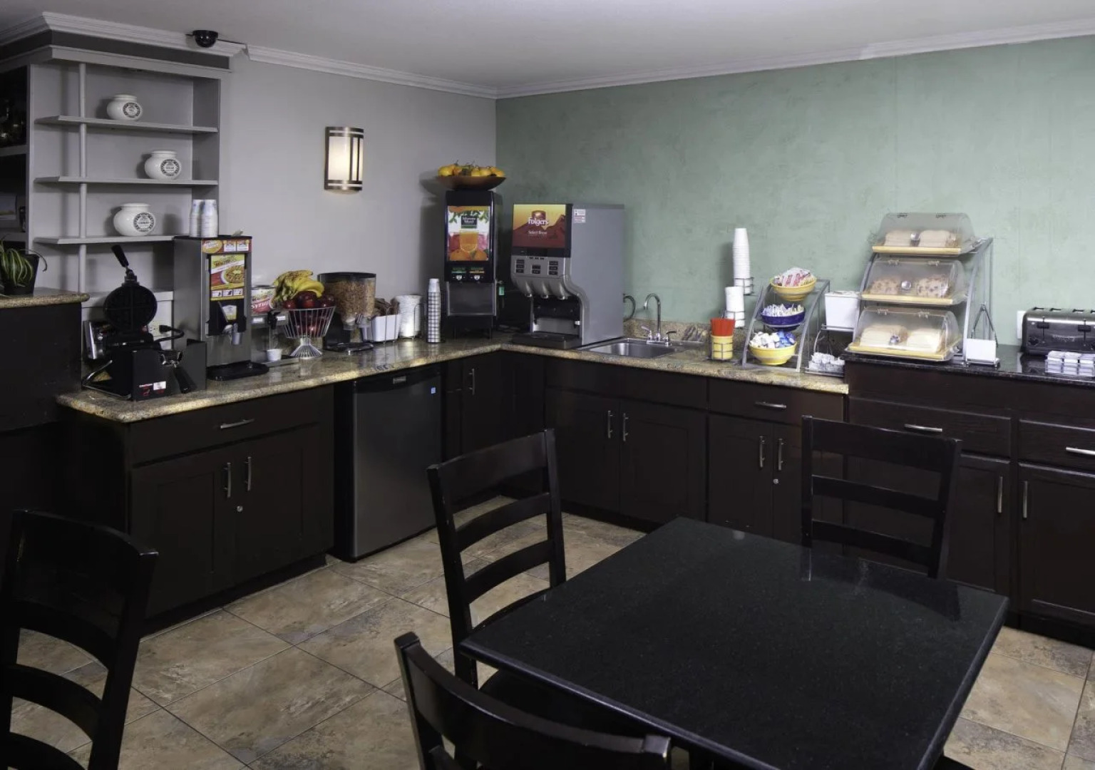 Red Lion Inn & Suites Sequim