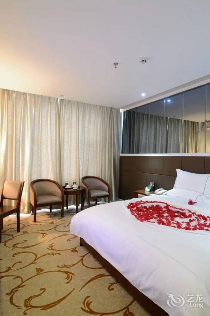 Shizong Diheng Hotel