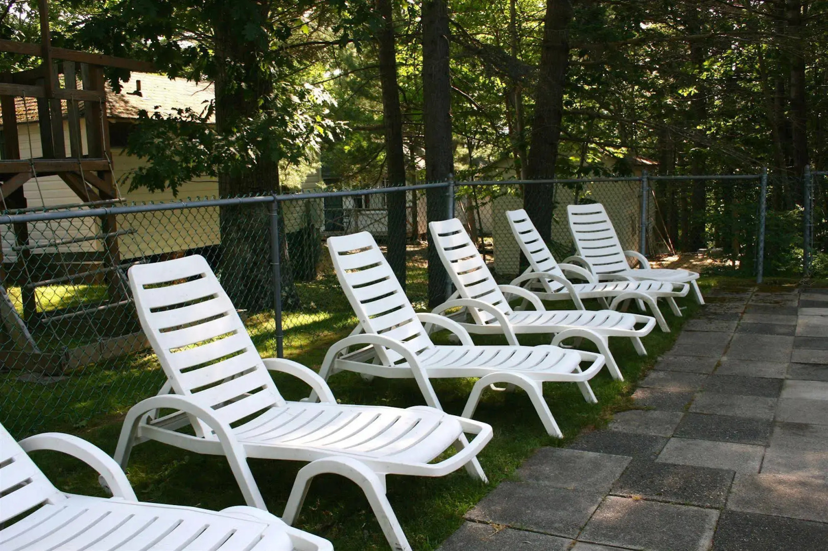 Hinckley's Dreamwood Cottages