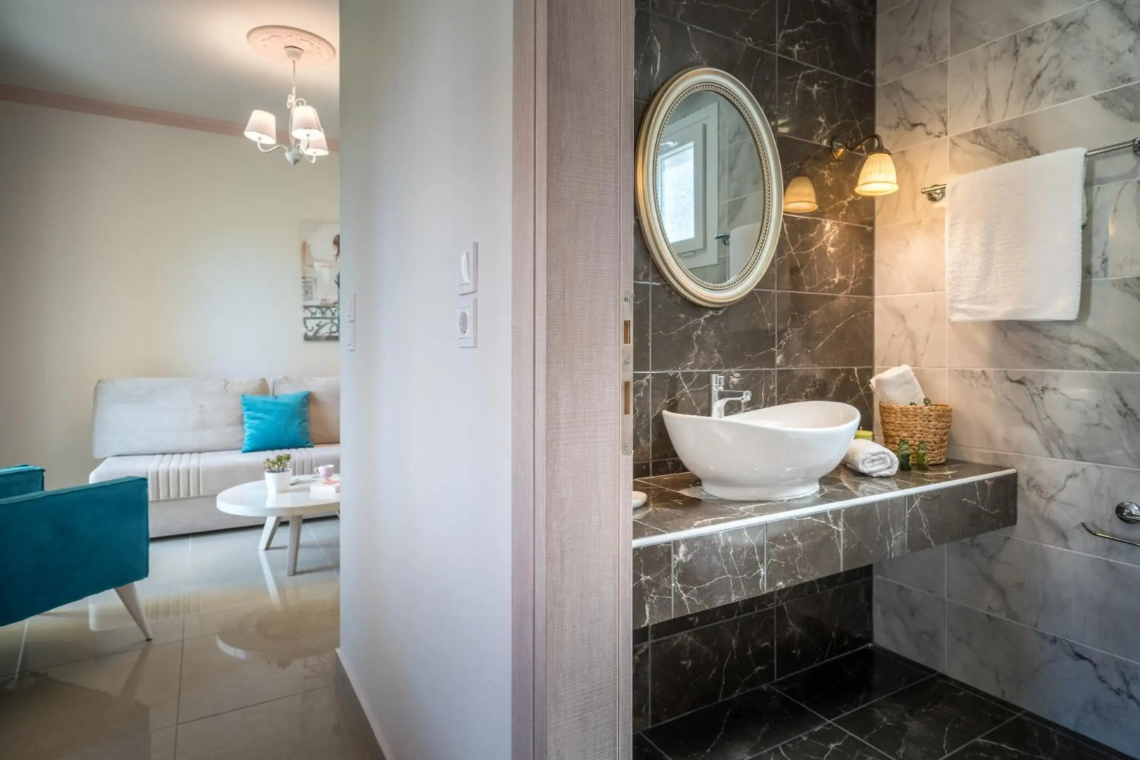 Aeolos Boutique Resort and Suites