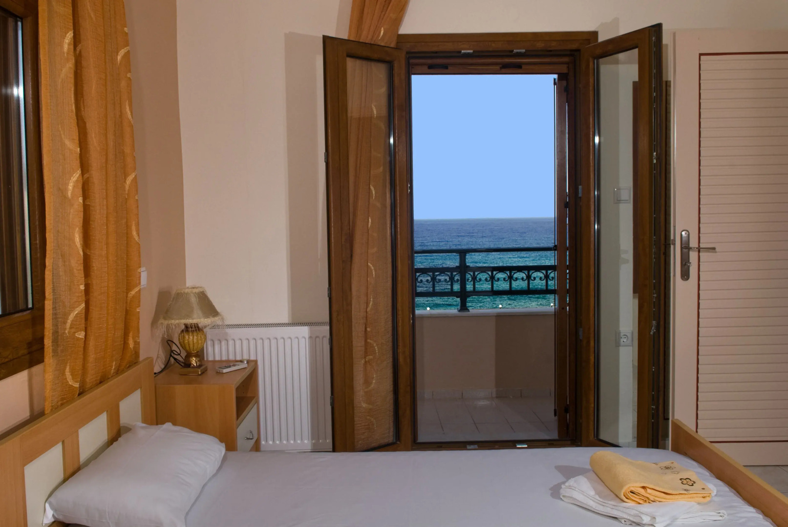 Christina Maisonettes Studios & Apartments