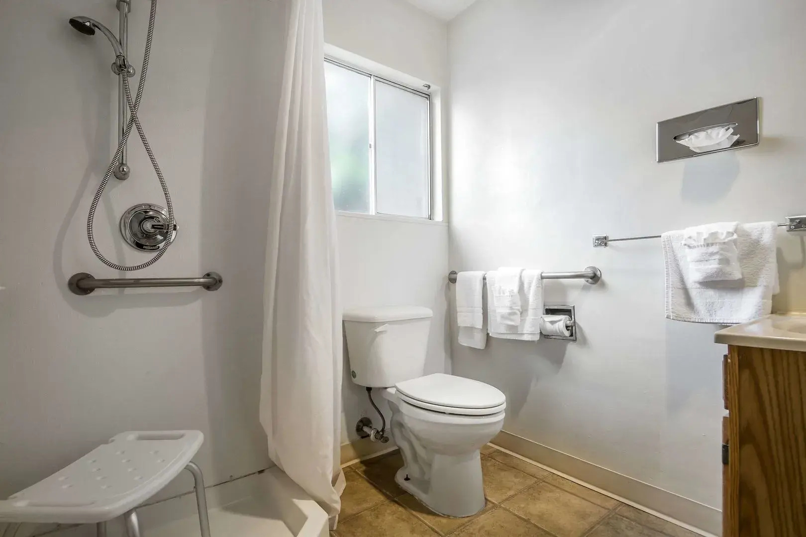 Skylark Shores Resort