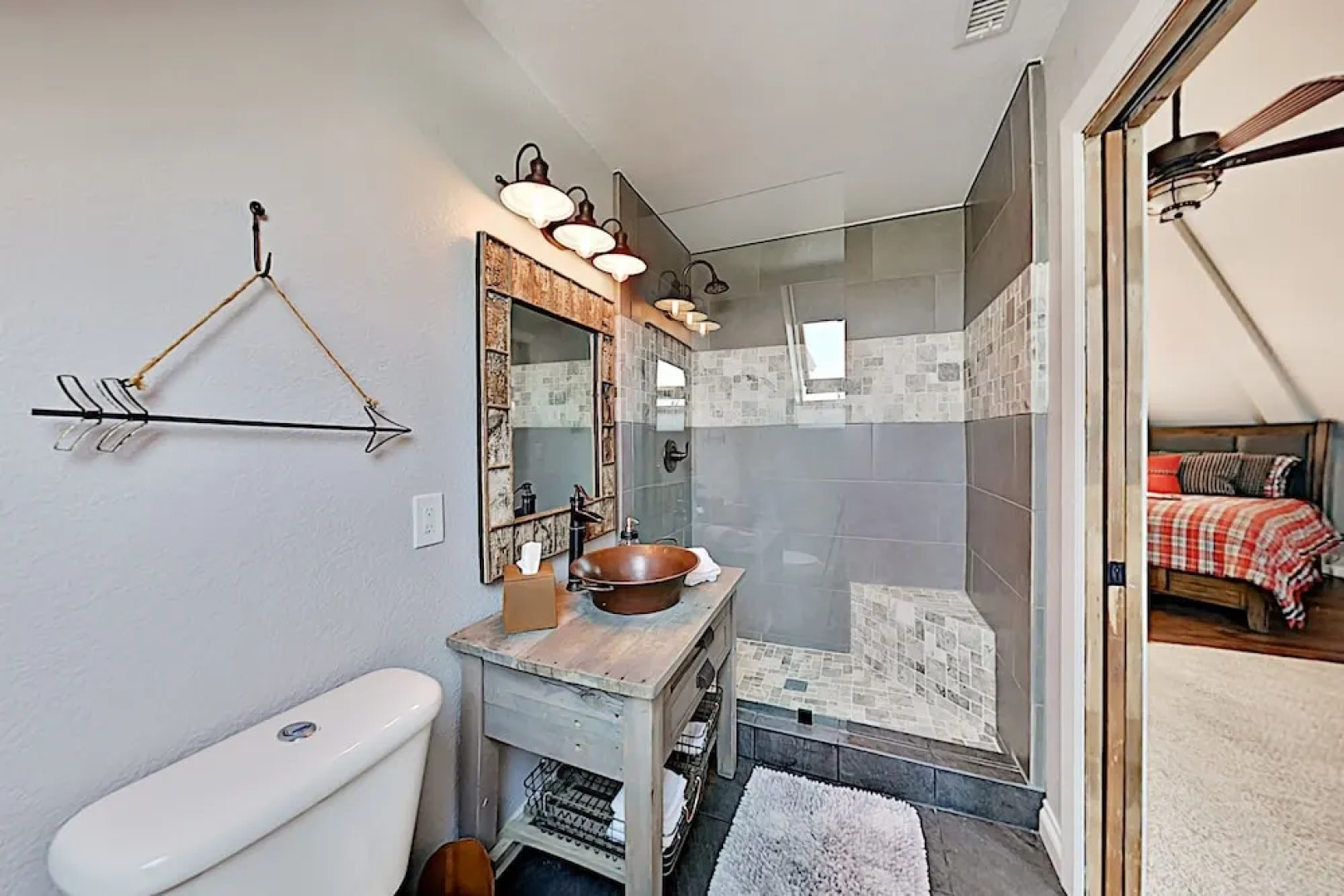 1216kodi 3 Bedroom Home