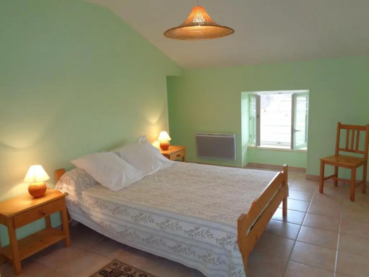 Gîte Saint-Alban-les-Eaux, 3 pièces, 4 personnes - FR-1-496-75