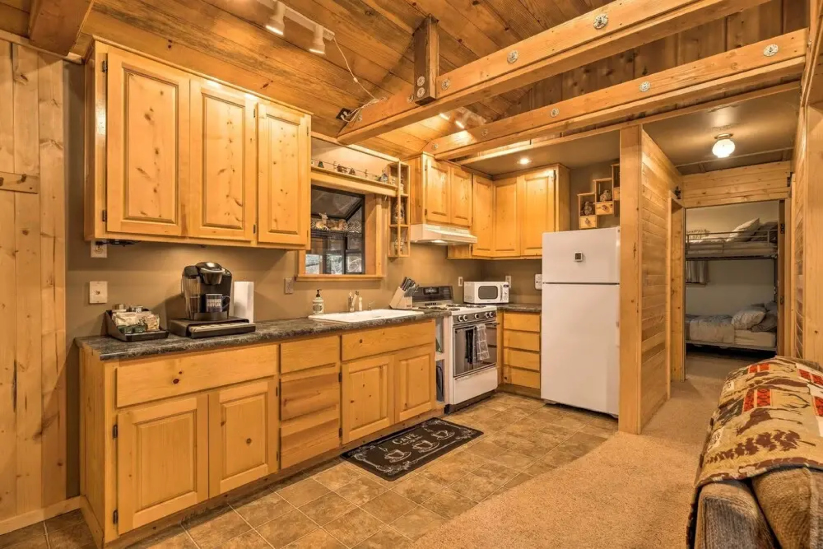 Camp Connell Cabin Near Vineyards & Hiking