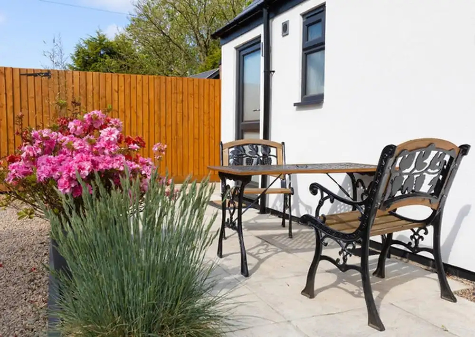 Cosy Double or Twin Studio Near Shearsby, England