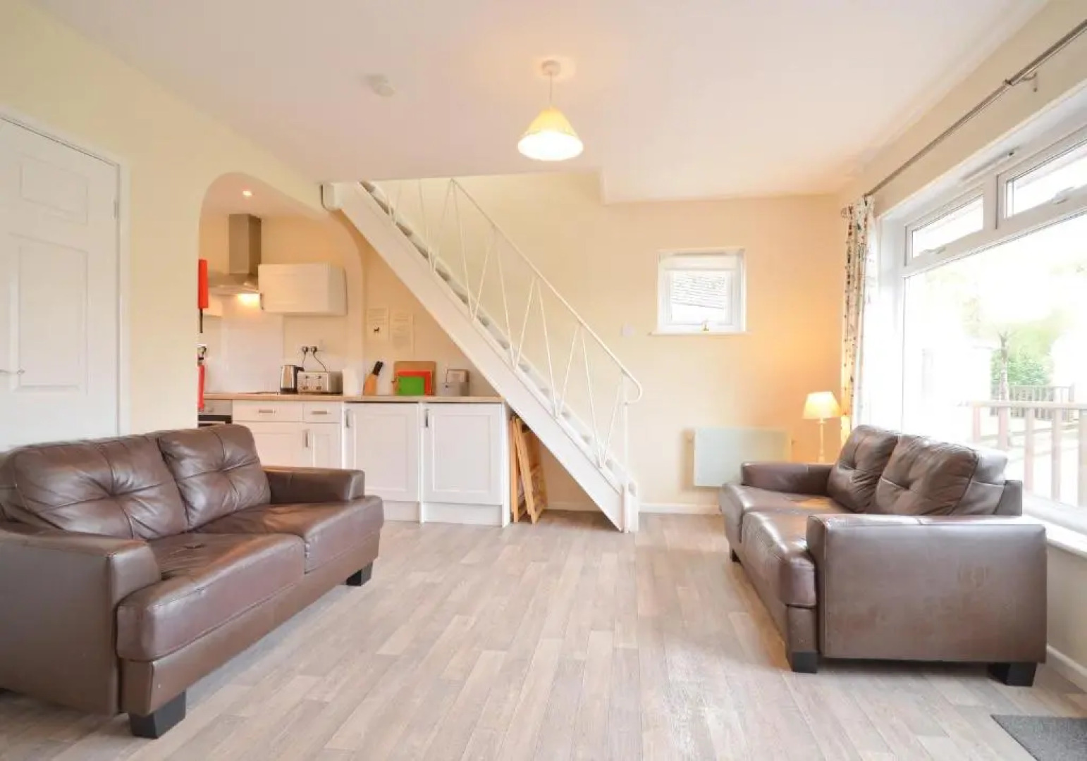 17 Tollgate Cottages