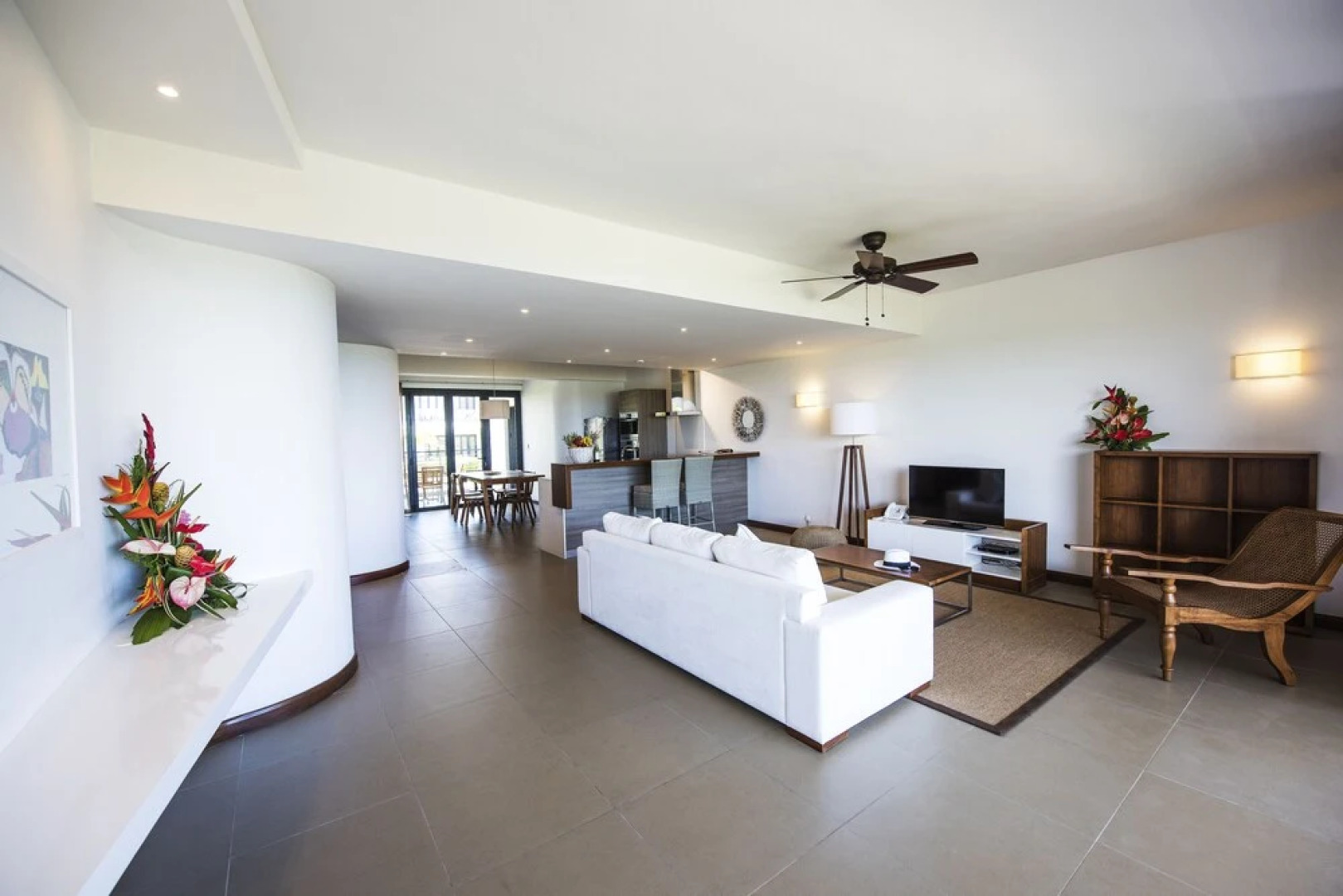 Azuri Residences by Life in Blue