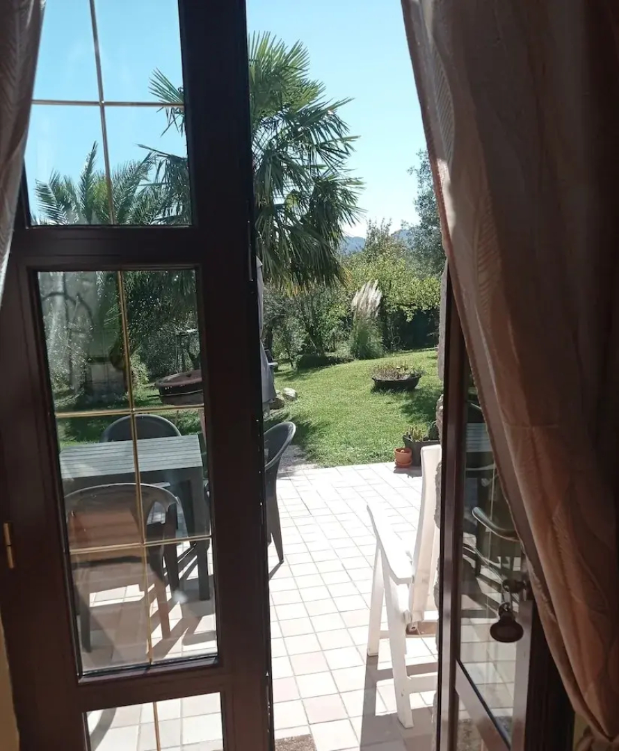 Captivating 1-bed Apartment in Gallinaro