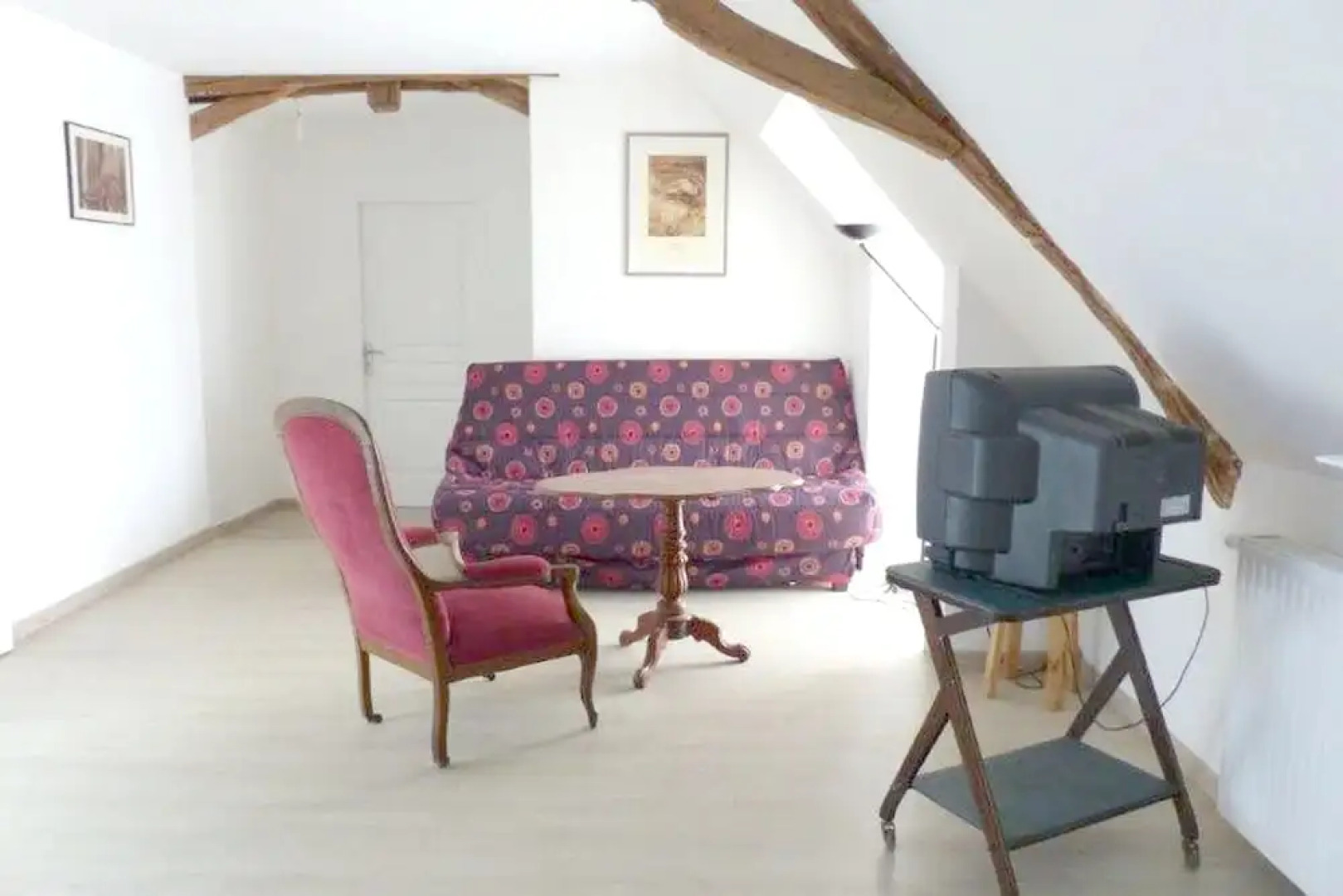 House With 4 Bedrooms in Saint-sozy, With Enclosed Garden and Wifi