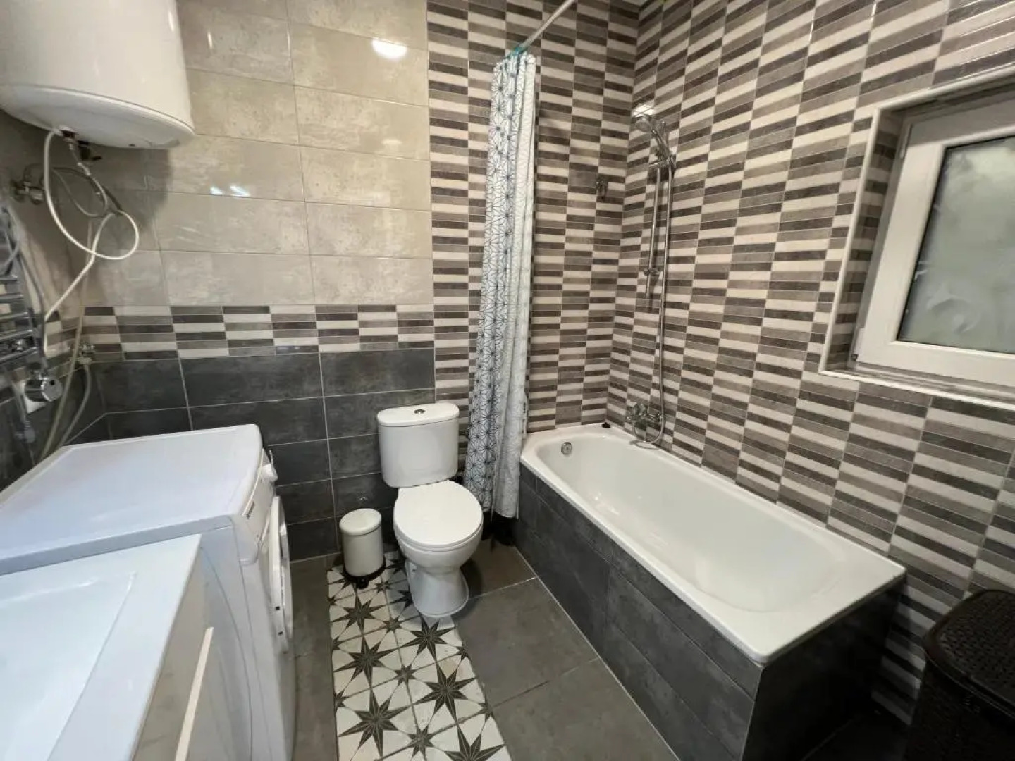 Cozy Suite apartment, WiFi!