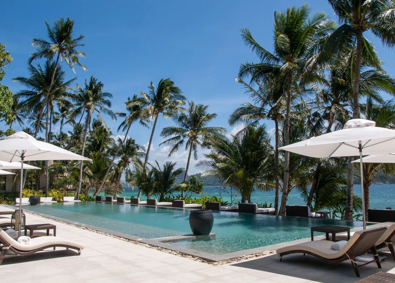 Pangulasian Island Resort