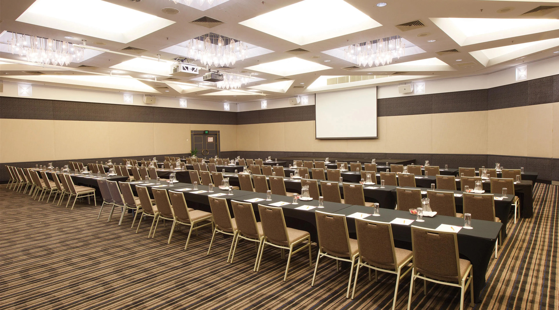 Crowne Plaza Surfers Paradise by IHG