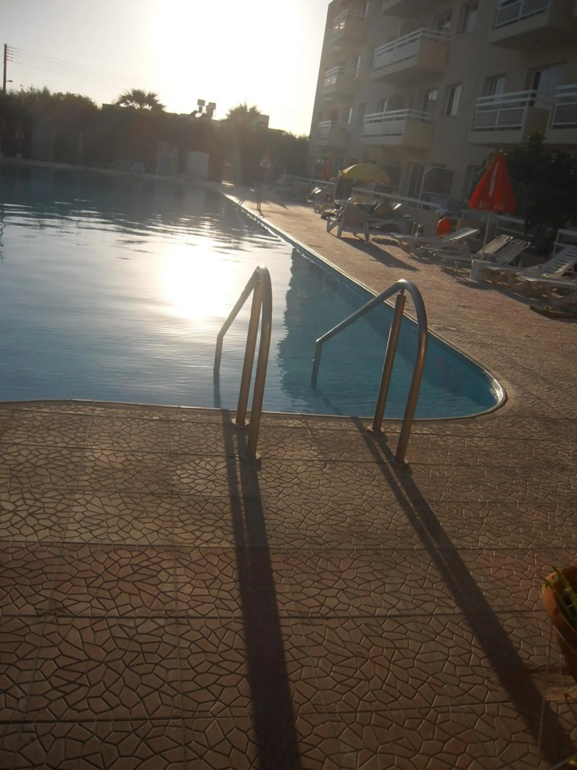 Sunquest Gardens Holiday Resort