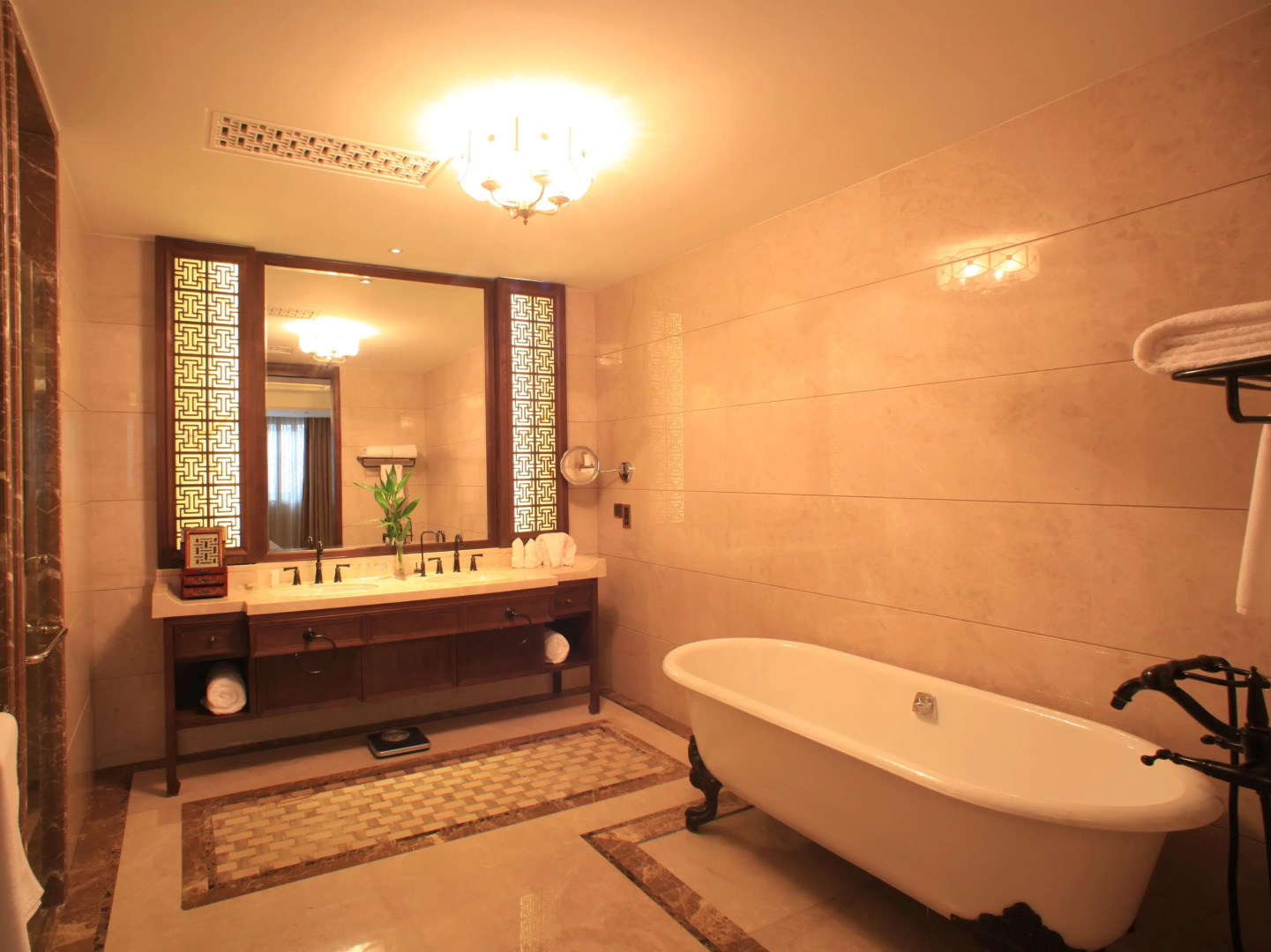 Dockside Boutique Hotel