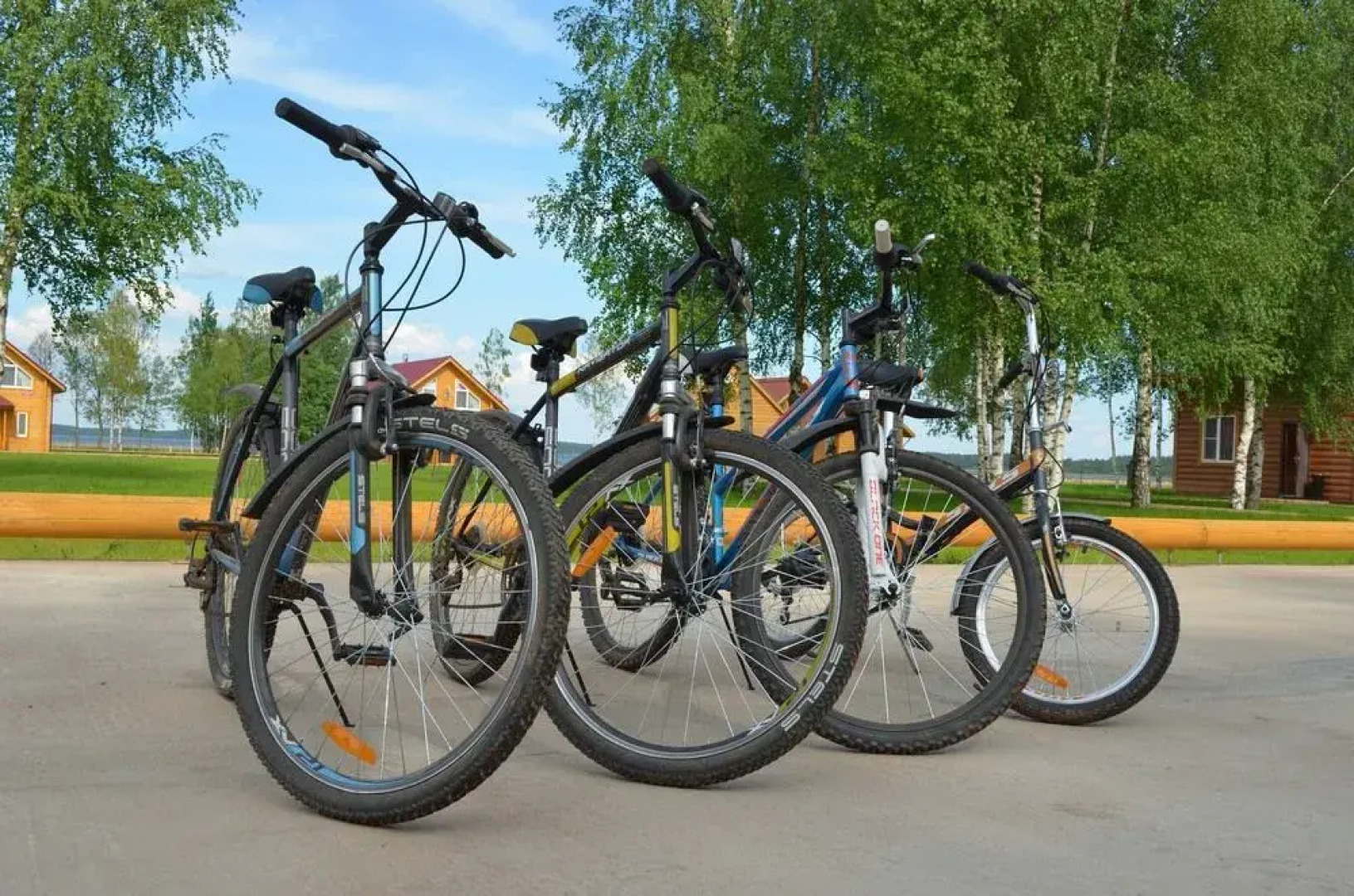 Загородный отель «Лесное озеро»