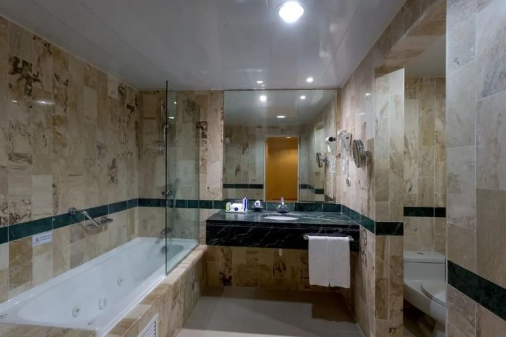 Eurostars Grand Cayacoa