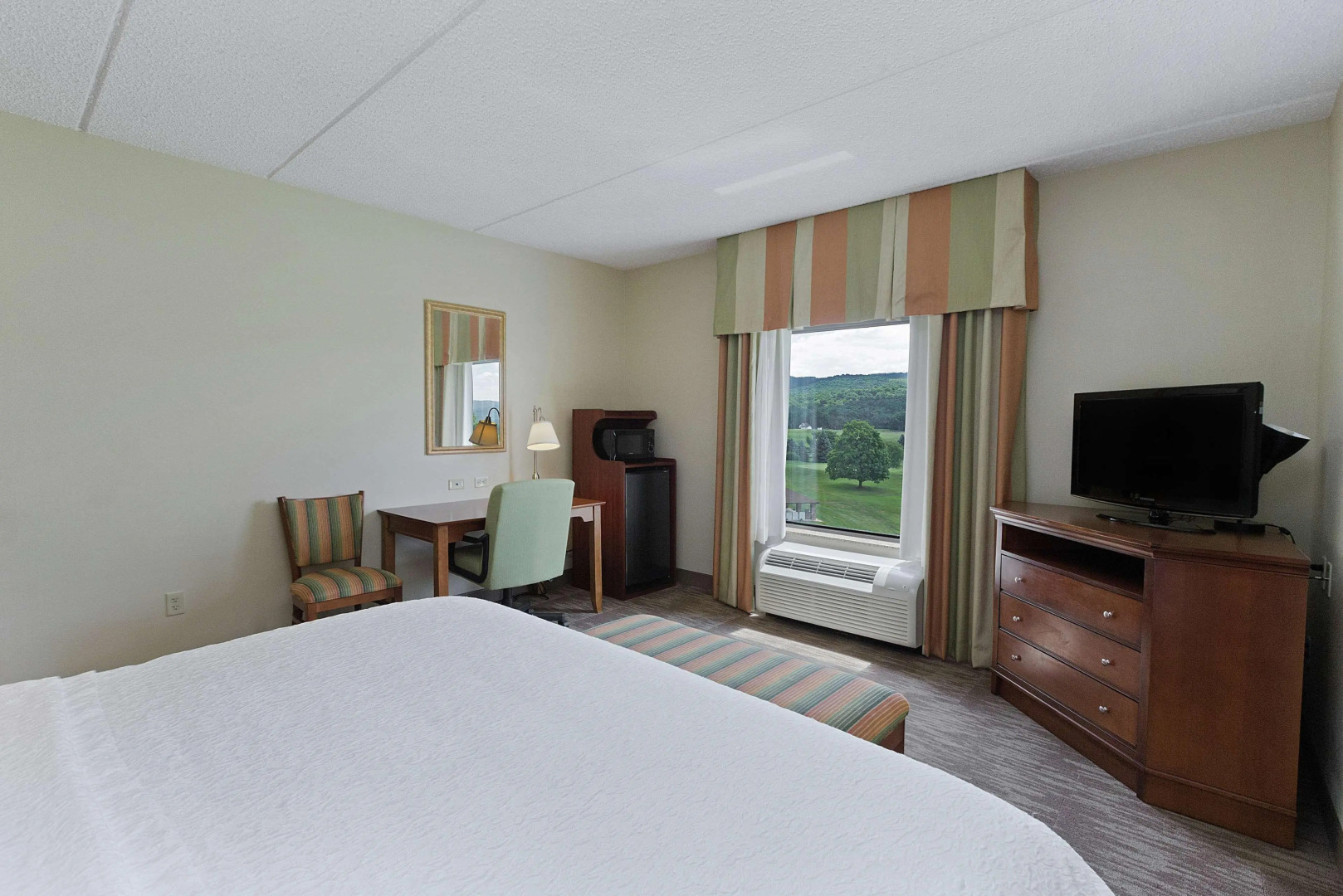 Hampton Inn & Suites Blairsville
