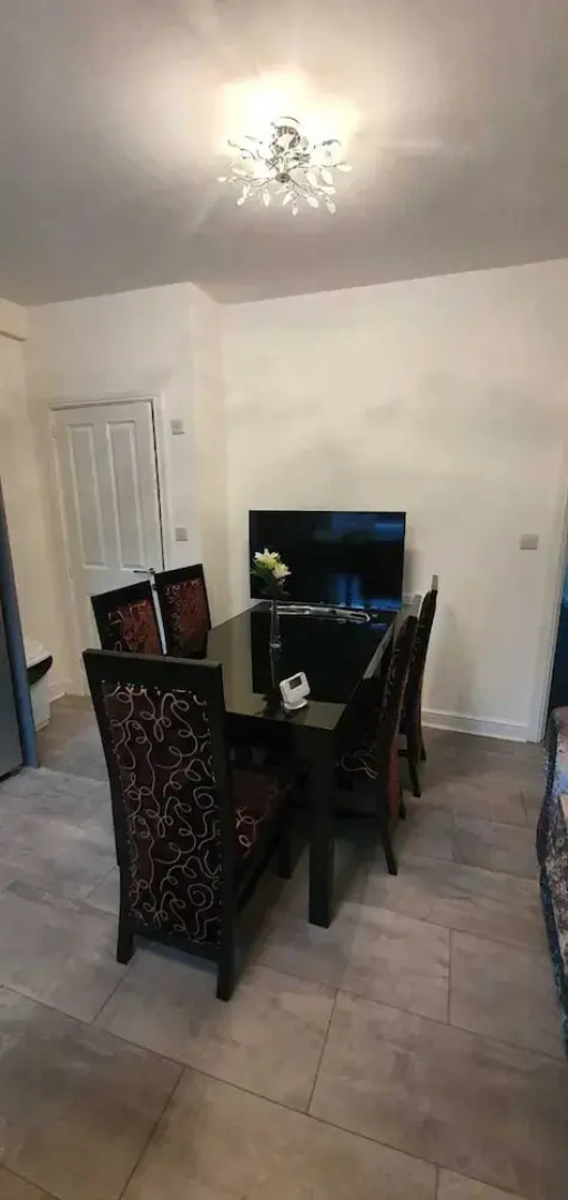 Fantastic New Room-3