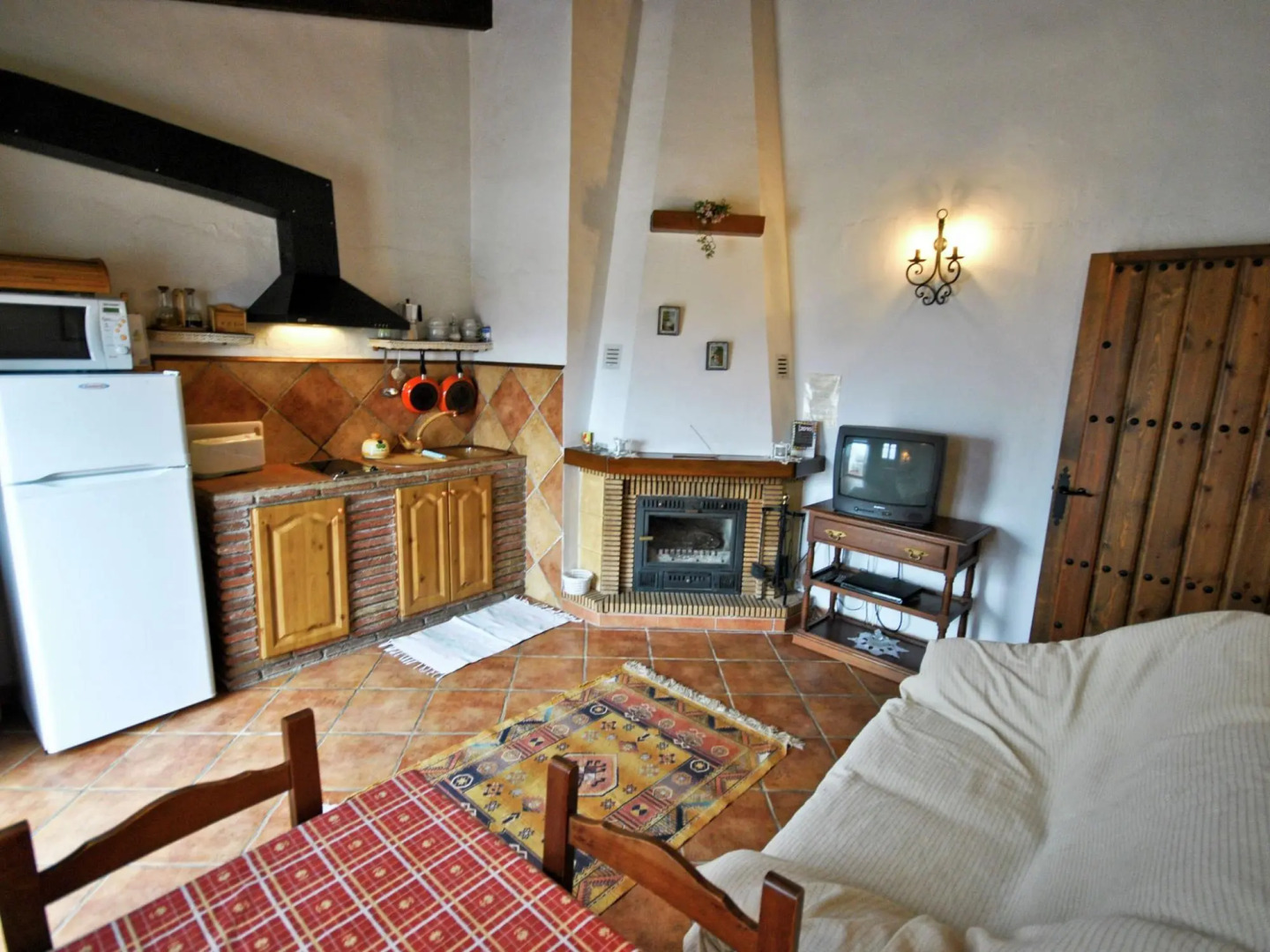 Apartment in Ancient Farm Located in Beautiful Mountainous Scenery in Periana